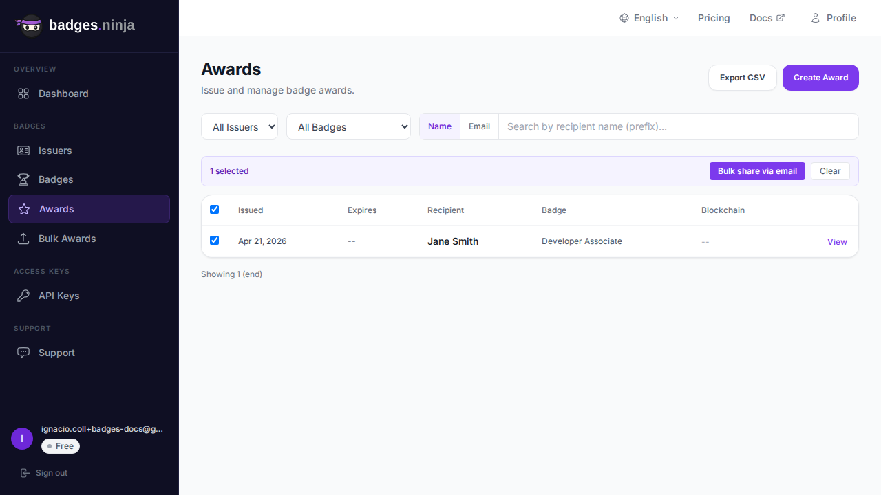 Uitreikingenpagina met geselecteerde rijen en CSV exporteren in de werkbalk